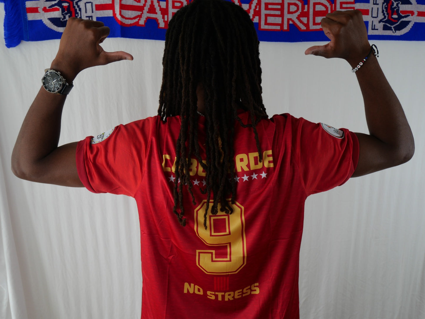 Vibrez au rythme de la Coupe du Monde 2026 avec ce magnifique teeshirt aux couleurs des Requins Bleus